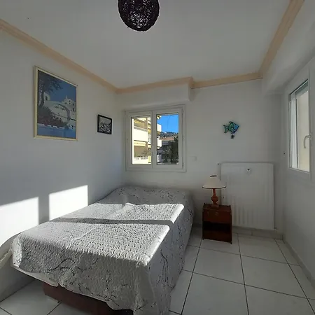Le Sully Apartment